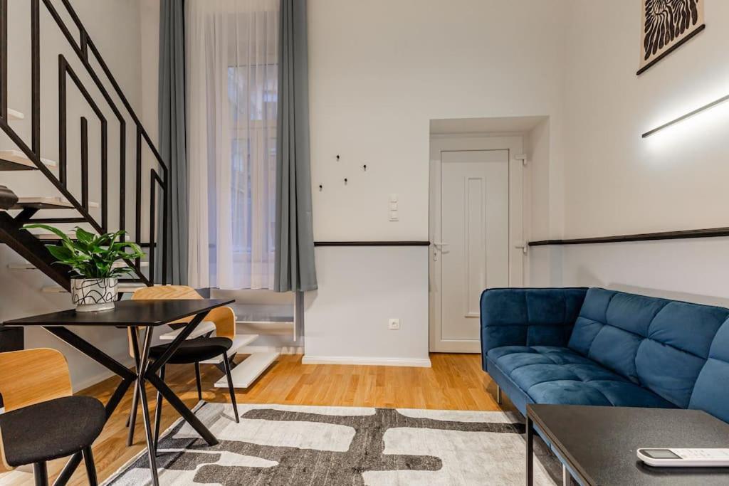 Apartament Nescaflat 3in1 Third *